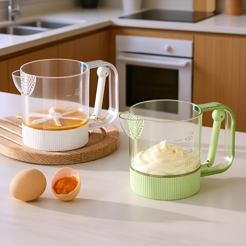 Effortless egg mixing with semi-automatic beater