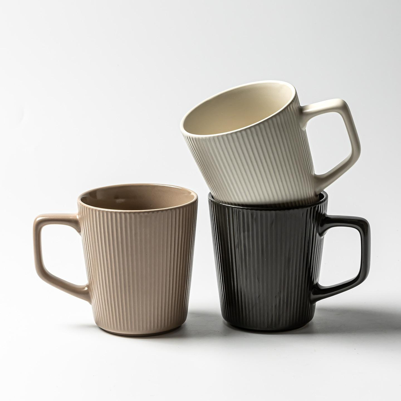 Home Use Large Capacity Embossed Ceramic Coffee Cup Water Cup
