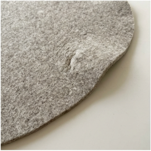 柔らかいウール素材のマウスパッドの質感アップ