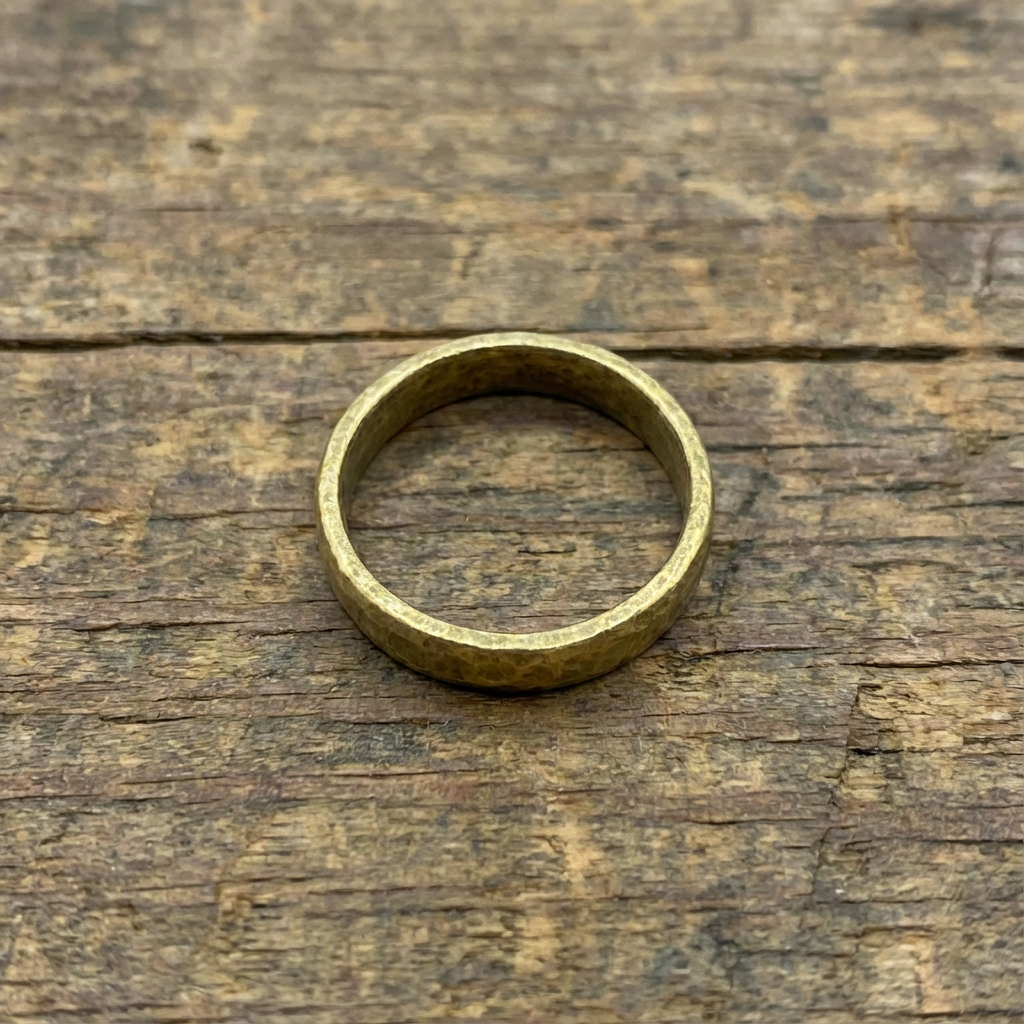 แหวนทองเหลืองดีไซน์คลาสสิก