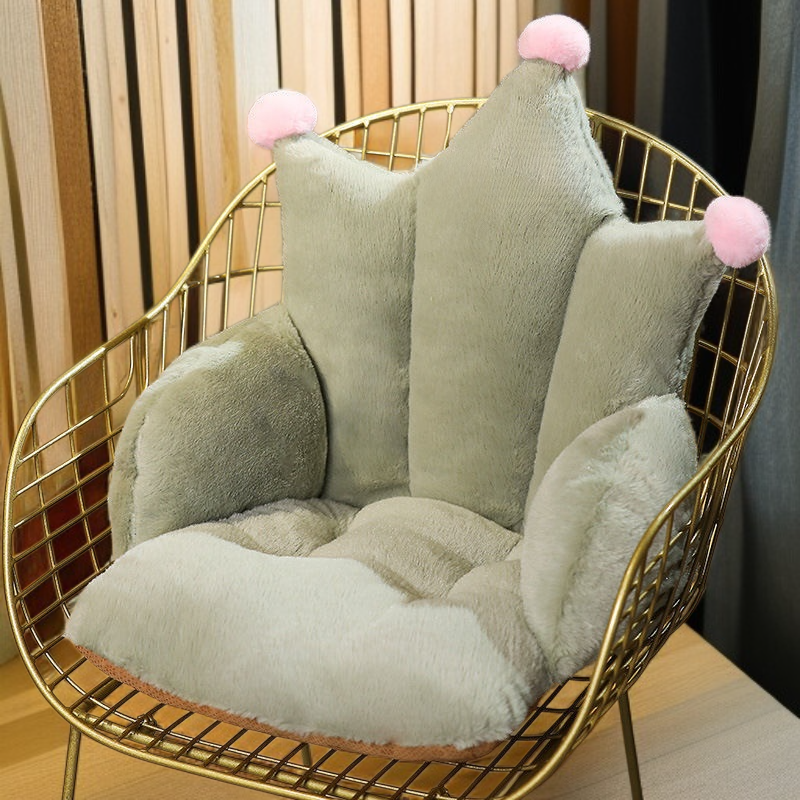 운전석에 설치된 크라운 일체형 쿠션