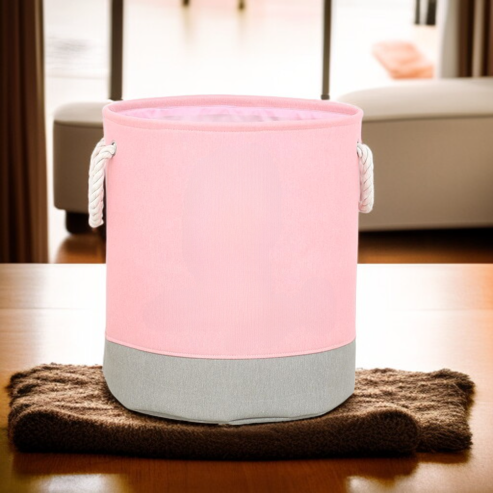 ハンドル付きで持ち運びやすい収納ケース