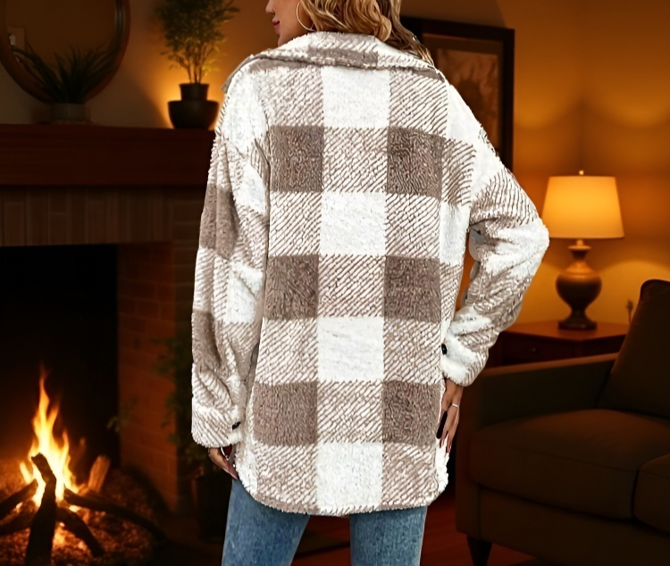 데일리룩에 어울리는 여성 퍼 코트