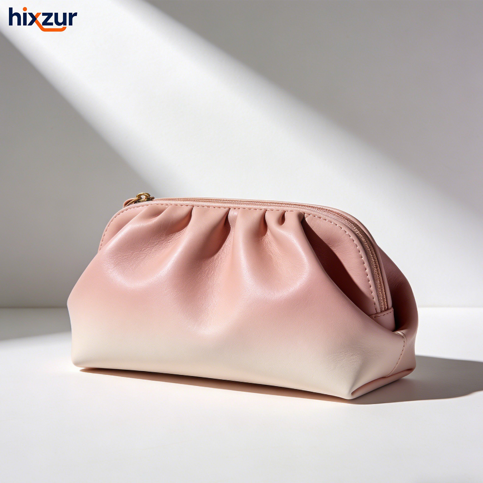 กระเป๋าใส่แปรงแต่งหน้าหนังนุ่ม ดีไซน์เรียบง่าย