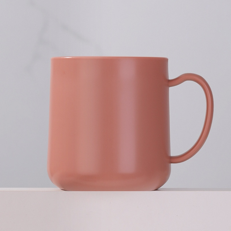 Thick, simple and fashionable mouthwash cup