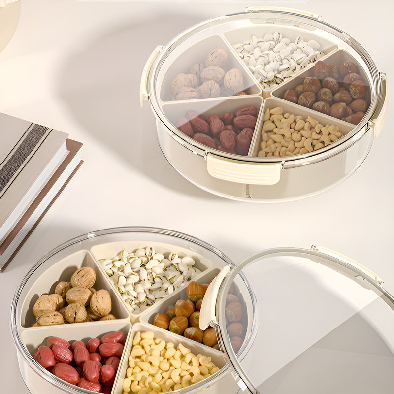 ของว่างและผลไม้ในห้องนั่งเล่น