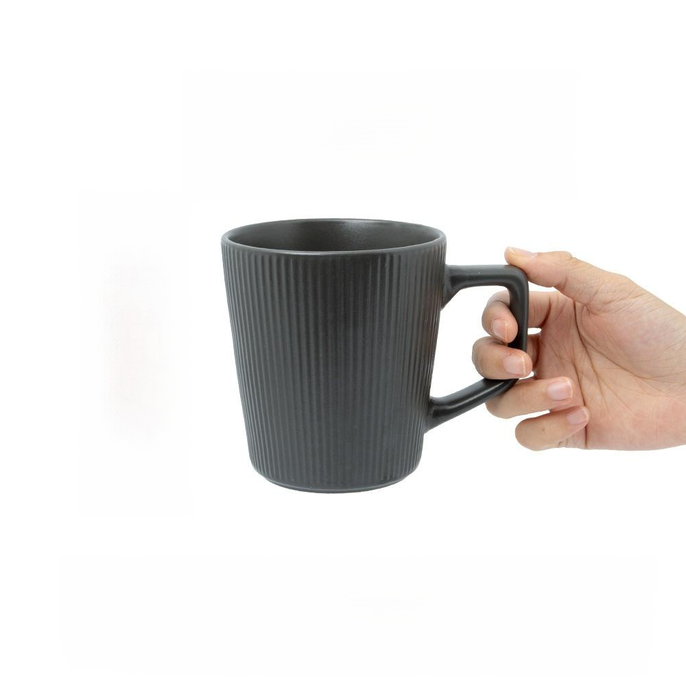 家庭用縦縞模様のセラミックカップ