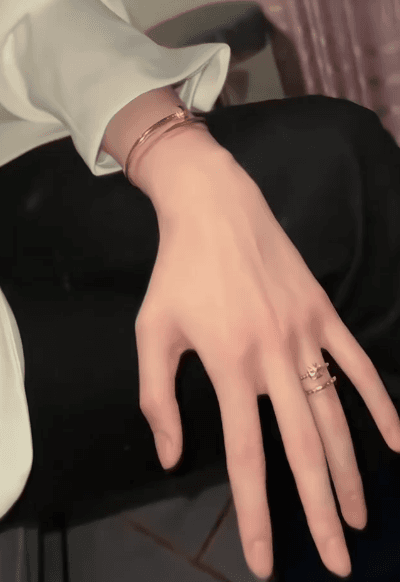 Honeycam 2025-10-29 15-25-47.gif