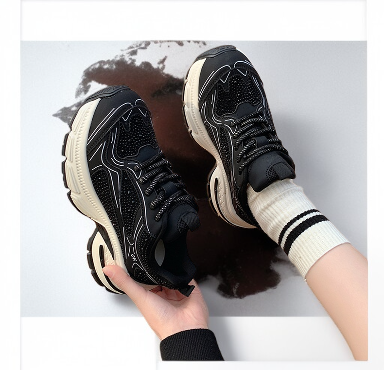 여성용 아빠 신발 착용 예시