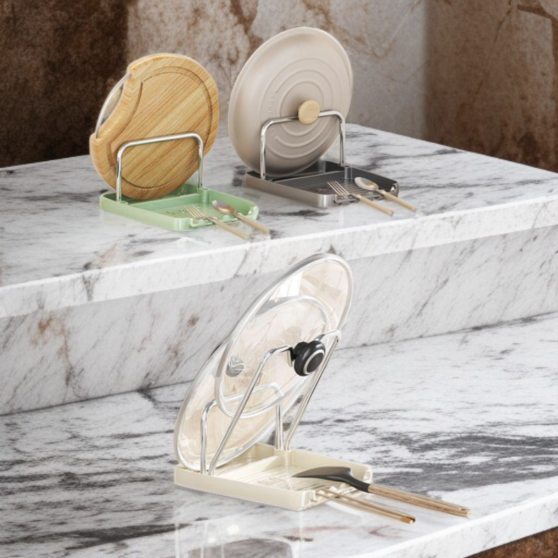 냄비 뚜껑을 안전하게 거치한 모습