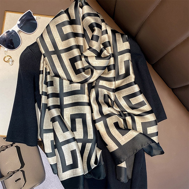 エレガントなシルク調ロングストール 日焼け防止ショール