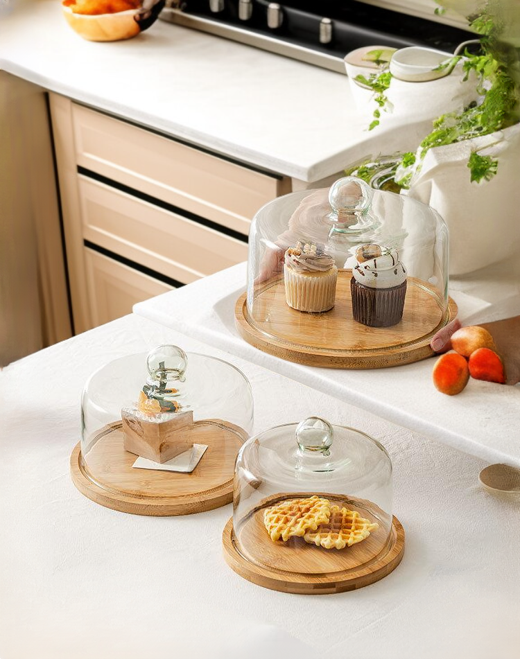 세련된 디자인의 케이크 진열대