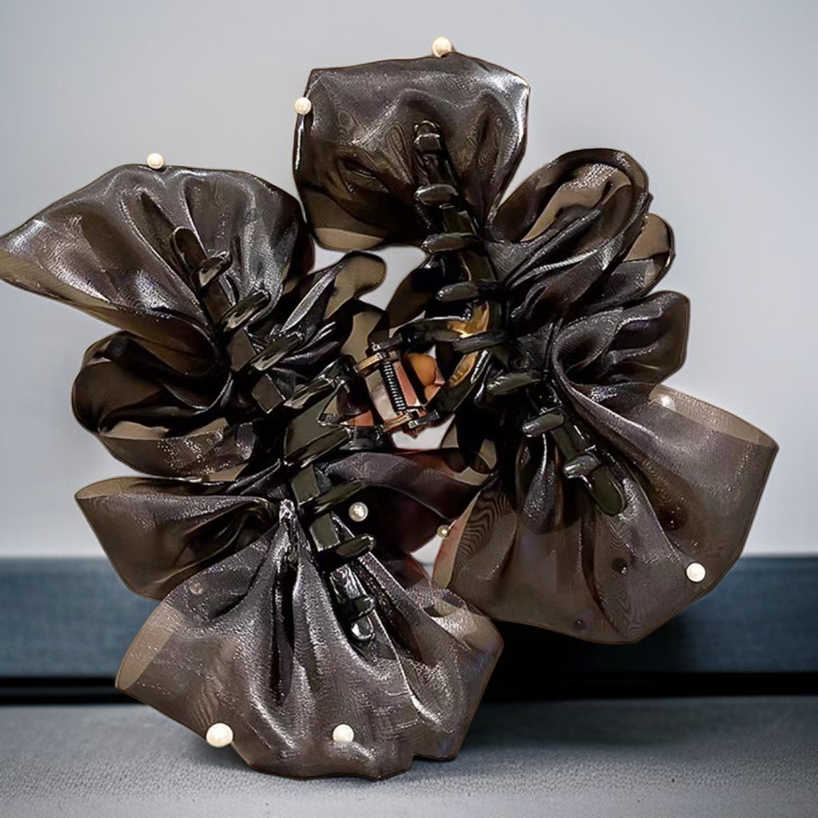 珍珠髮夾搭配造型示範