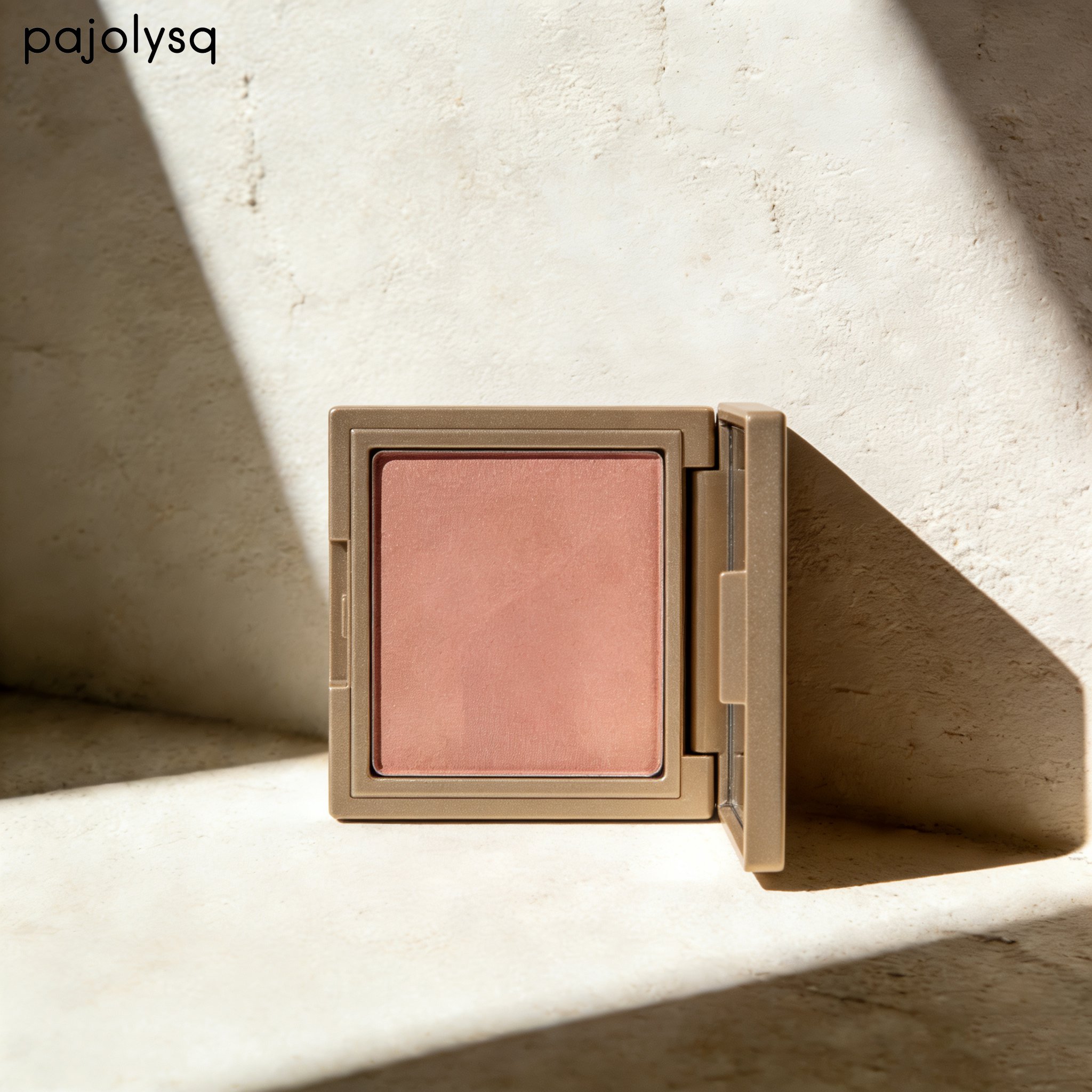 자연스러운 발색의 블러셔 사용 예시