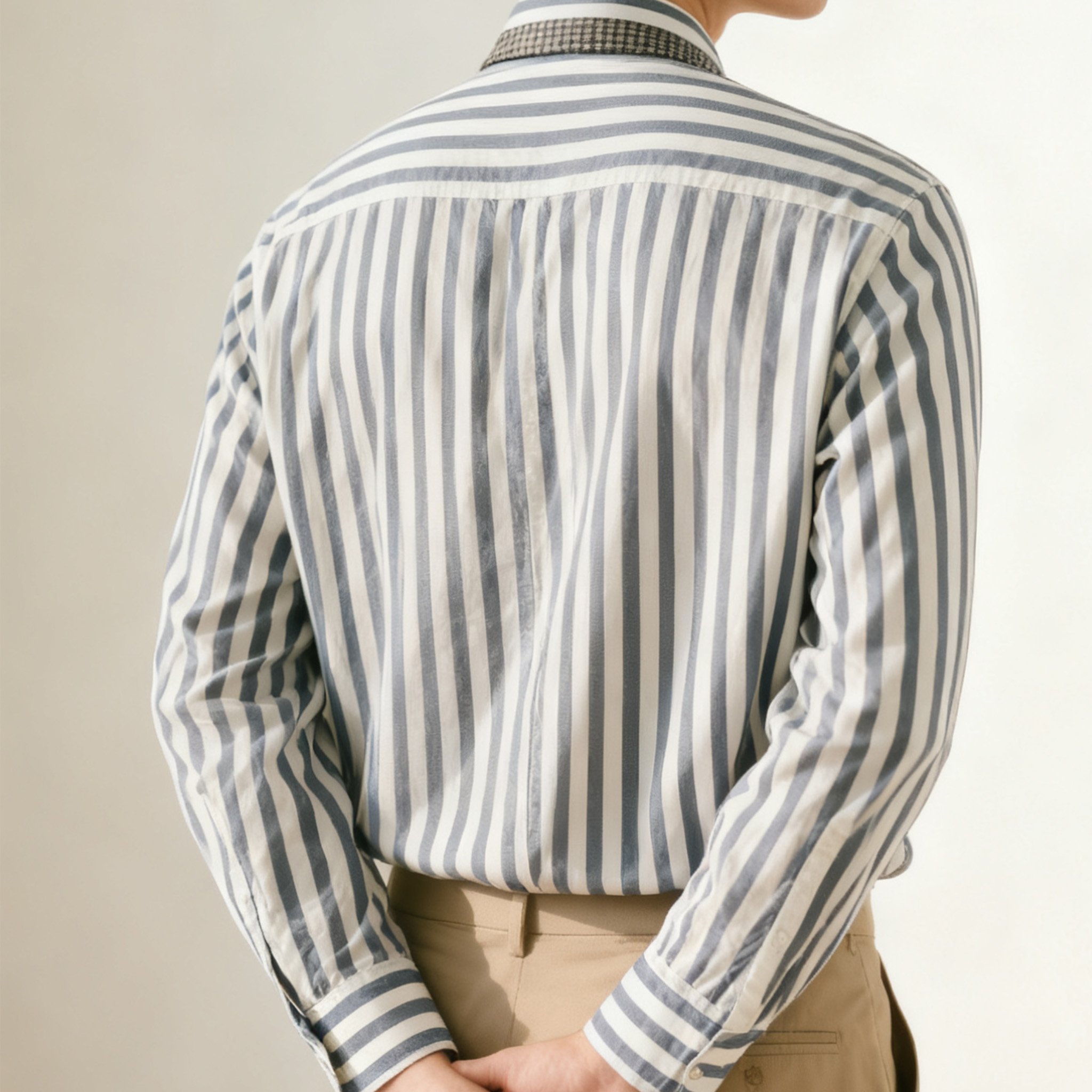 스트라이프 넥타이 디자인 셔츠