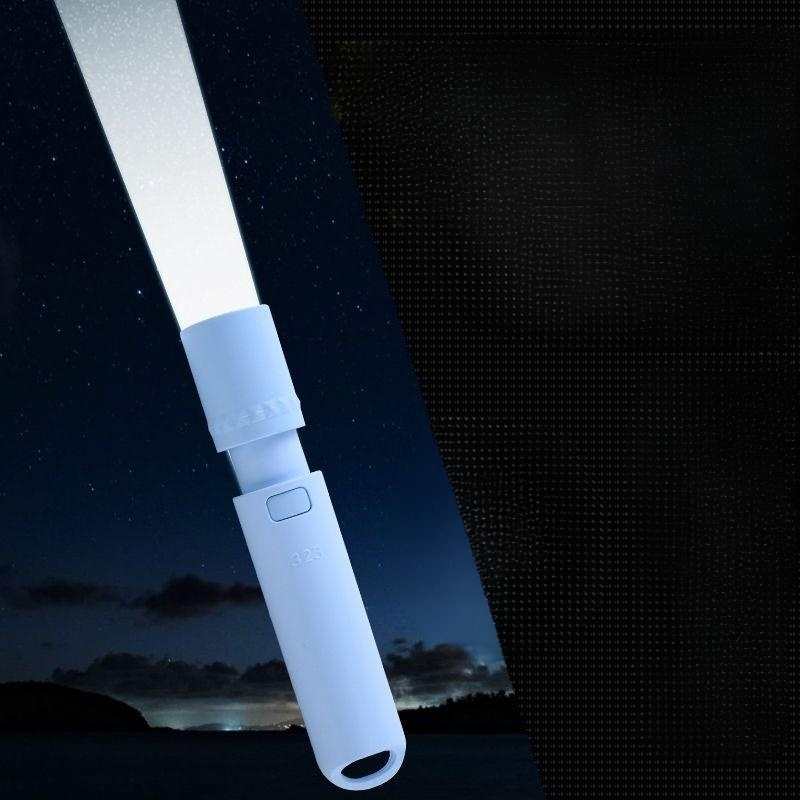 便攜多功能充電小手電