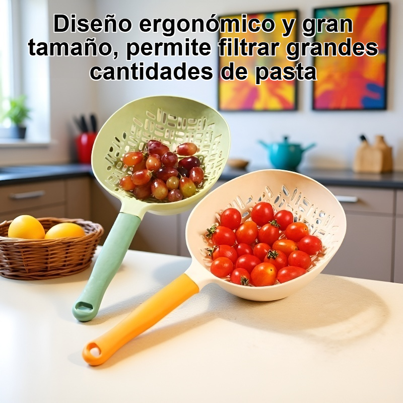 Gran colador de silicona resistente y flexible en cocina moderna