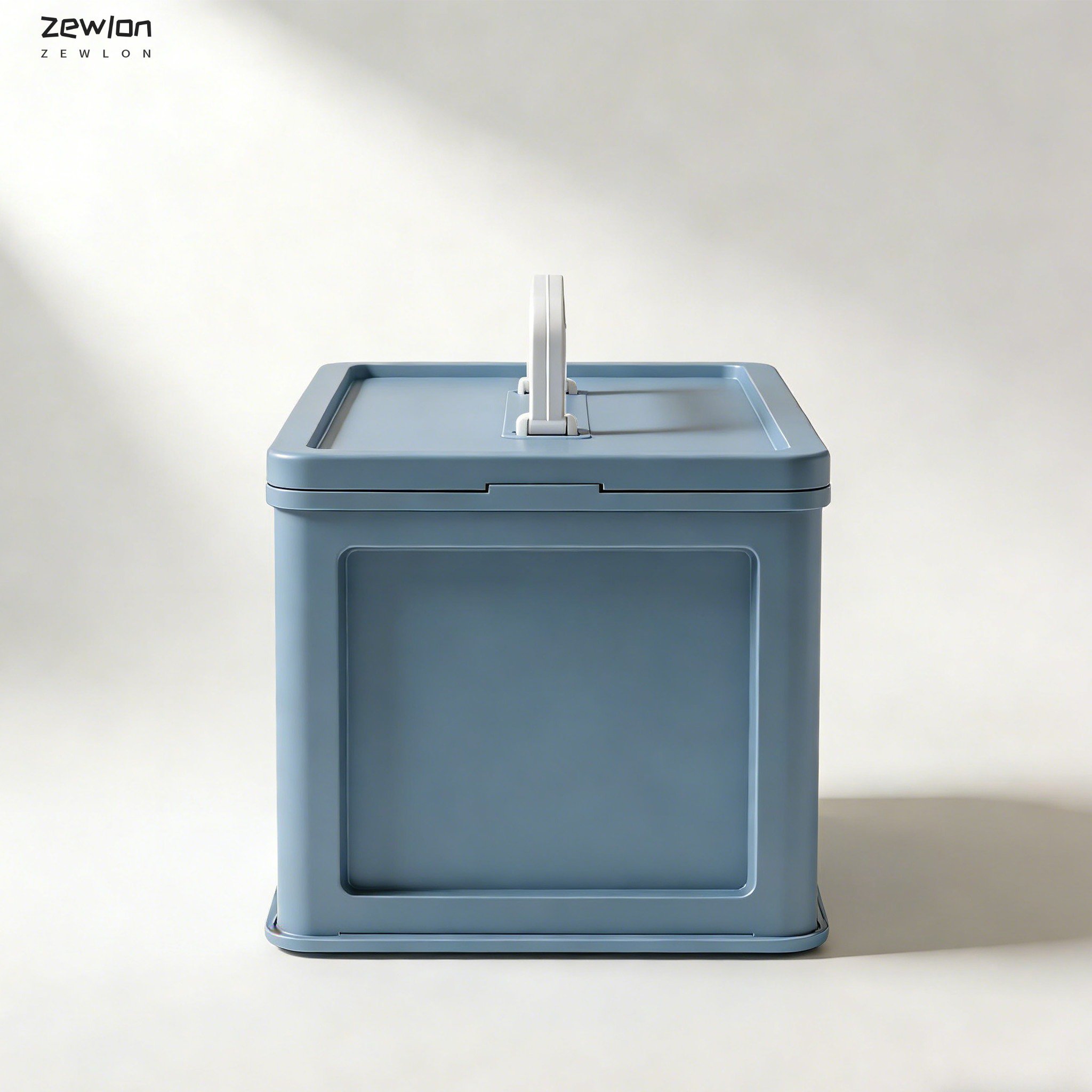 厚手プラスチック収納ボックス（3個）