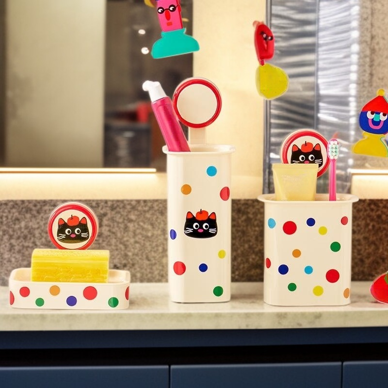 Suction Cup Hair Curler Storage Box, Wall-Mounted, No-Drill Bathroom Storage Rack