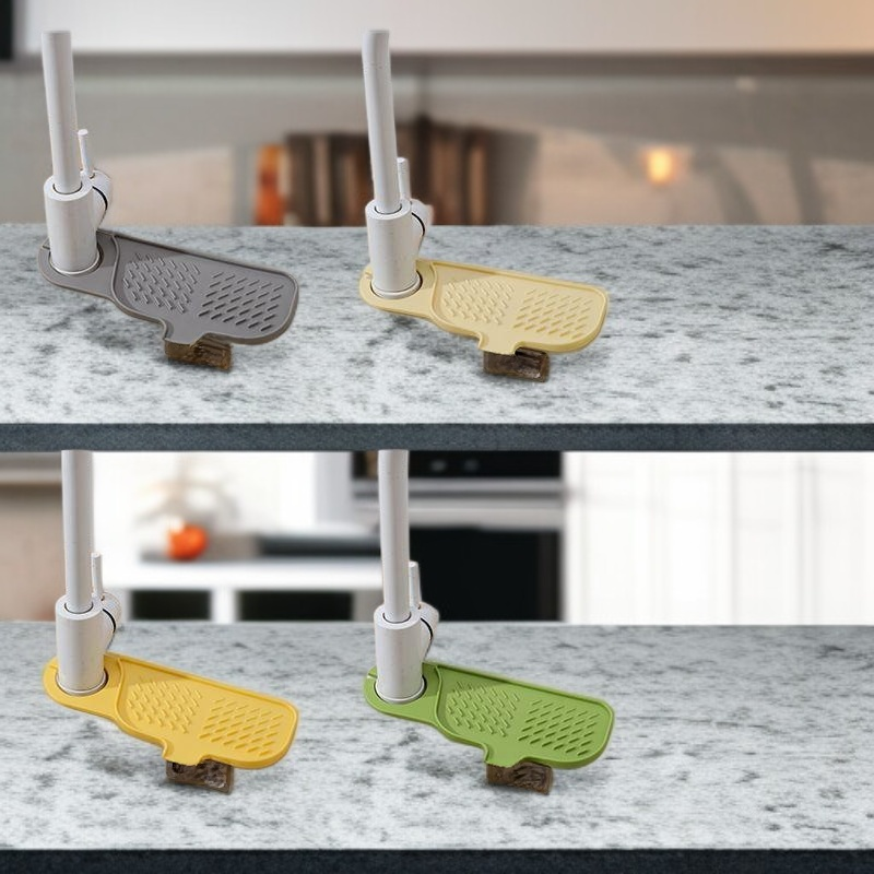 Podložka k umyvadlu proti stříkající vodě, absorpční a rychleschnoucí