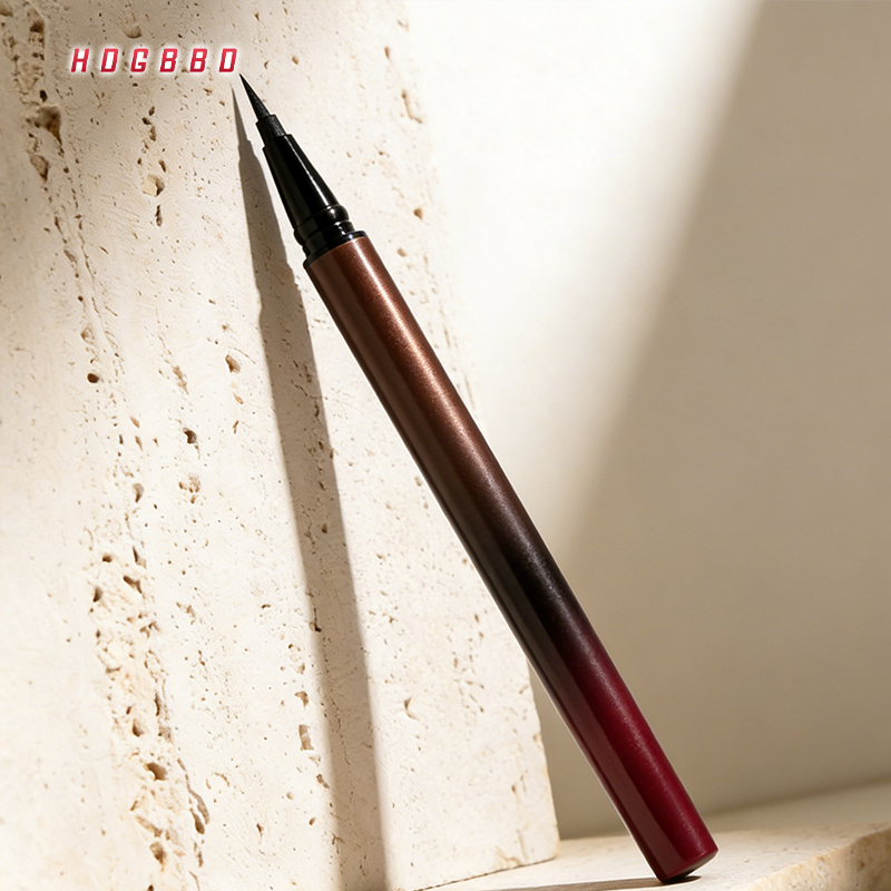 อายไลเนอร์แบบน้ำสีน้ำตาล แพ็ค 3 ชิ้น