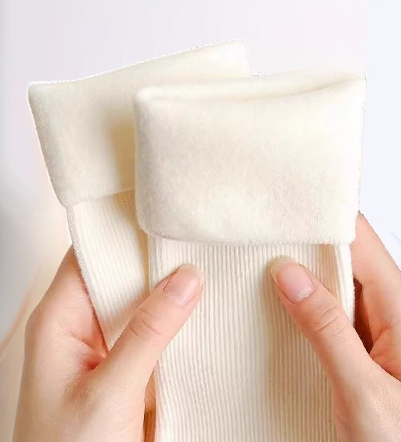 여성 패션 단색 스타킹 코디