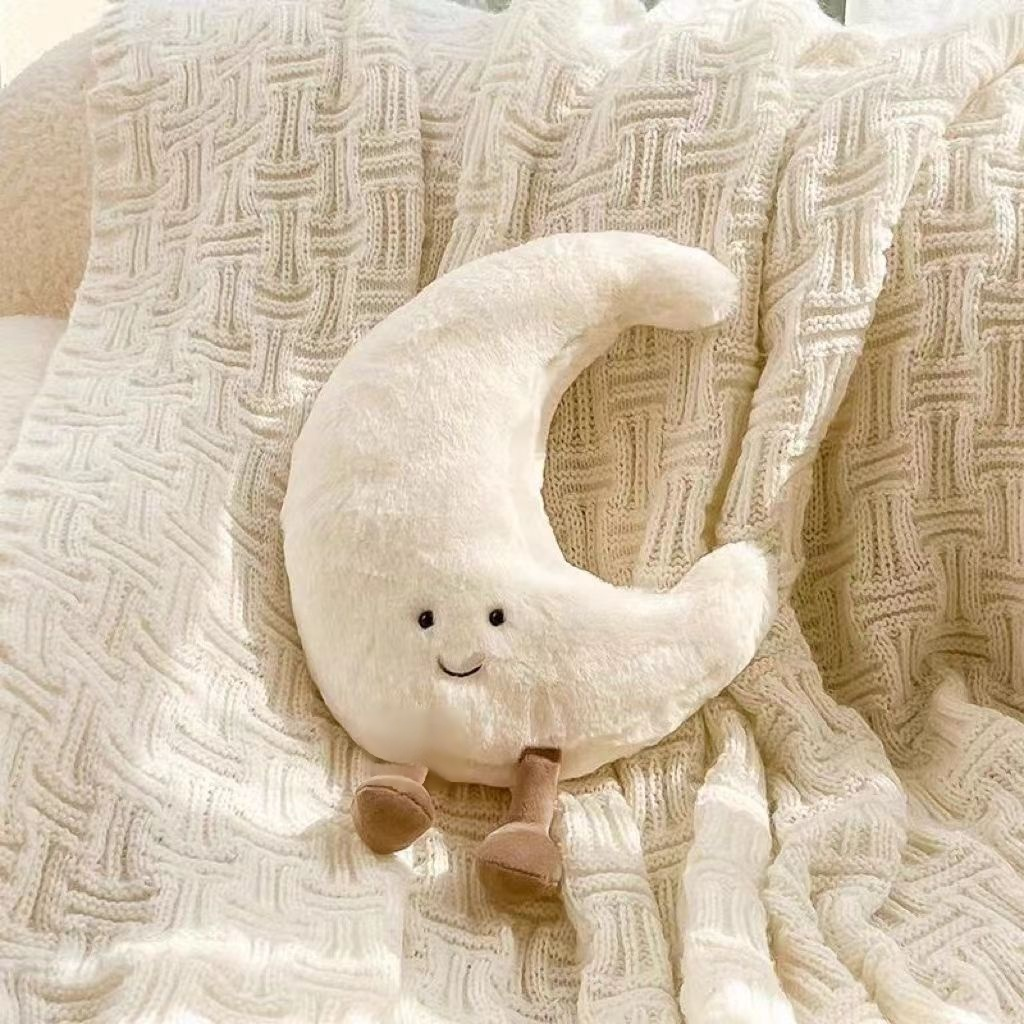 Moon-shaped seat cushion