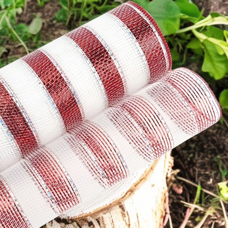 Cinta de organza navideña con cuadros y lazos decorativos