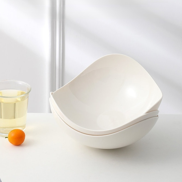 창의적이고 세련된 과일 플래터