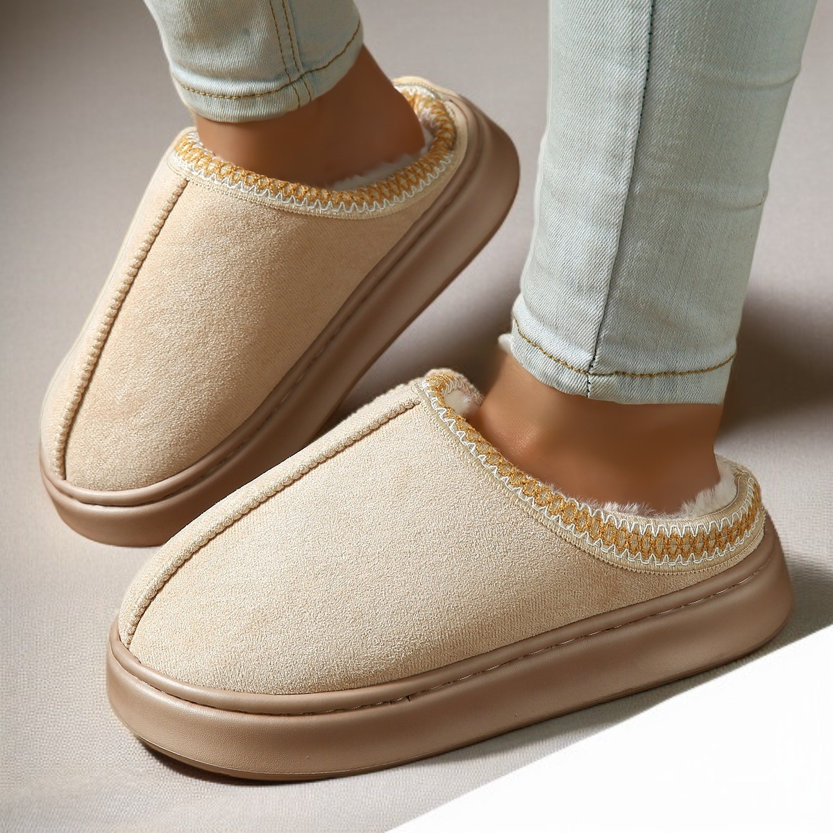 발을 감싸는 보온성 뛰어난 슬리퍼