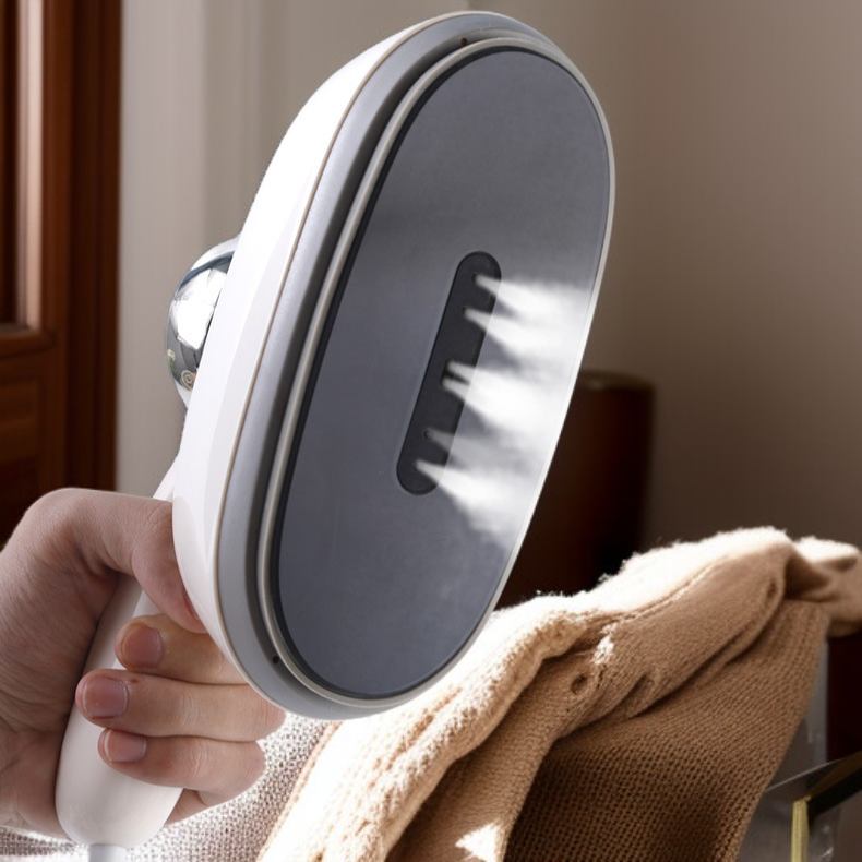 ハンドヘルドスチームアイロン