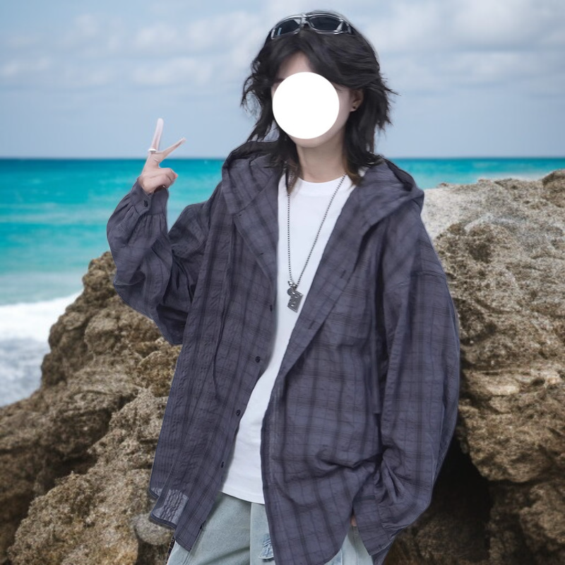 男性用グレーのフード付きチェック柄長袖シャツ、高級でハンサムな日焼け防止シャツ、ゆったりとしたゆったりとしたドレープのカジュアルジャケット