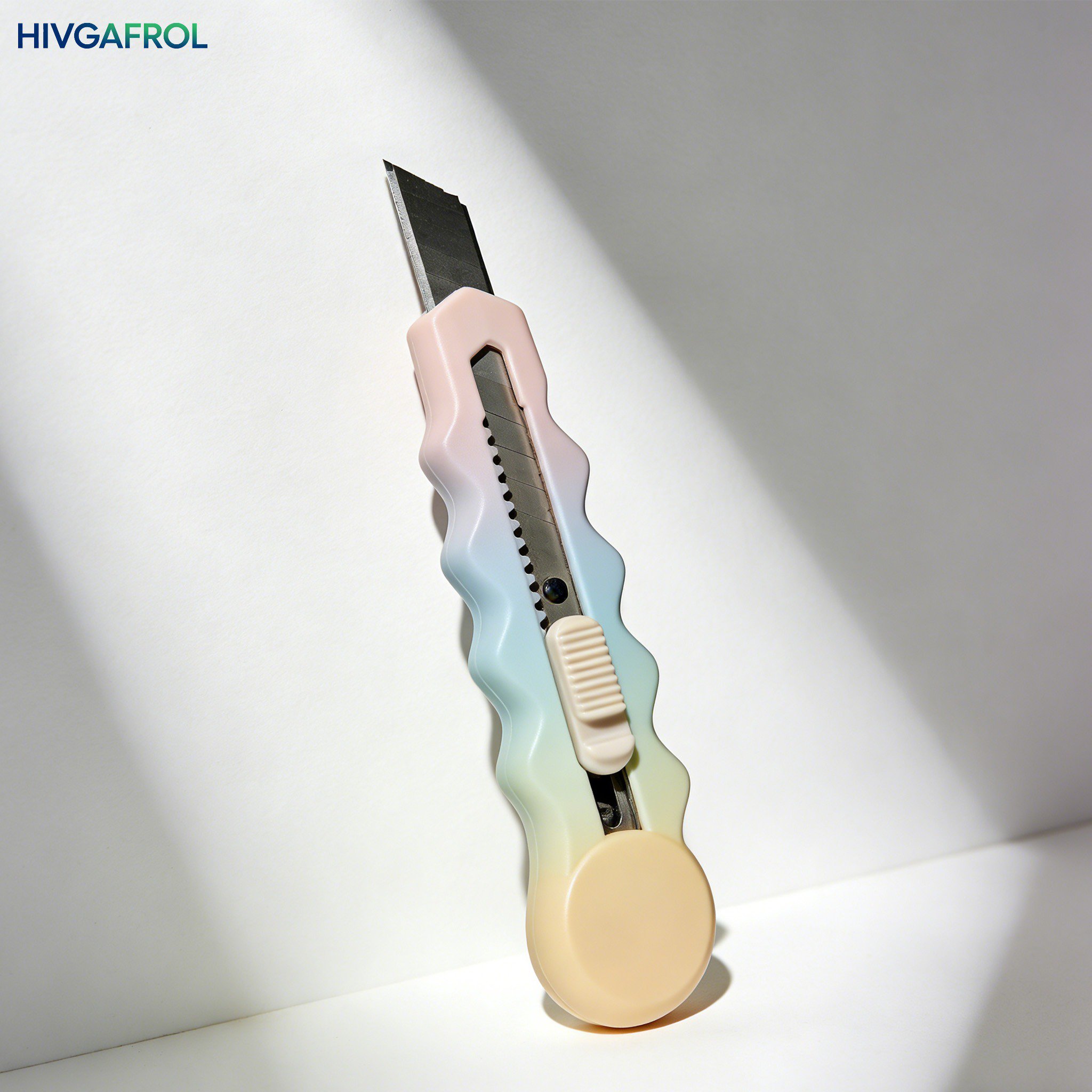 Nowoczesny design obcinacza do papieru na biurko