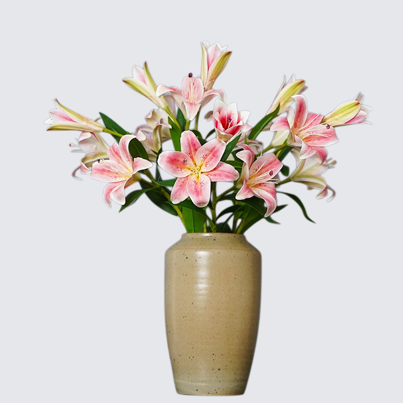 輕奢家居裝飾百合花