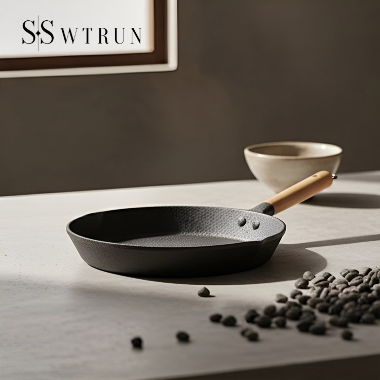 お手入れが簡単な黒フライパン