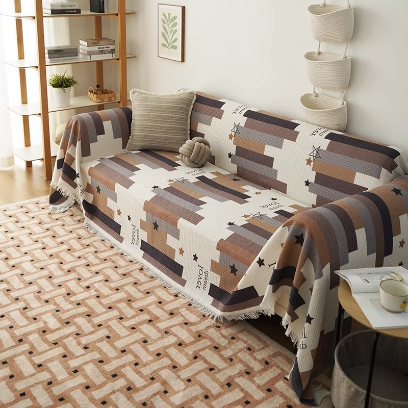 Nordic-Style Sofa Throw