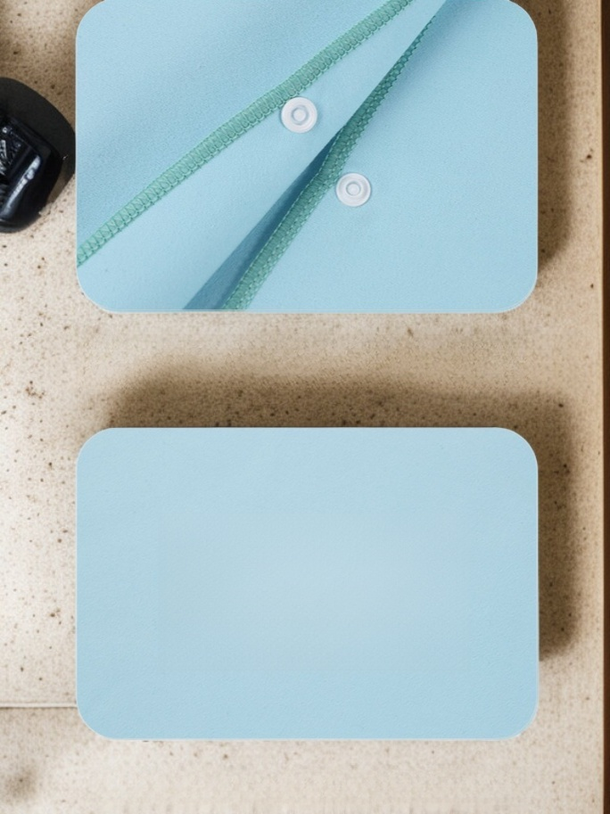 Quick-drying bath towels, lint-free for swimming, new beachwear style for men and women.