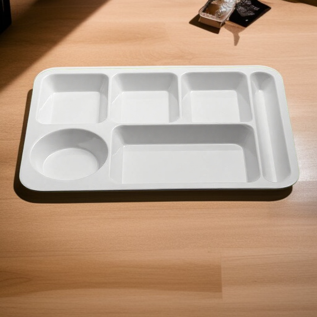 흰색 플라스틱 분격 식판