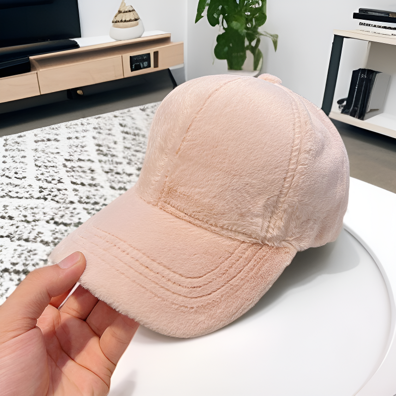 추동 여성 보온 밍크 털모자 레터링 캡