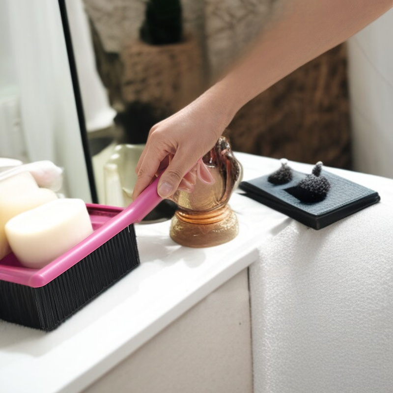 Detalle del cepillo suave de la aspiradora para eliminar polvo