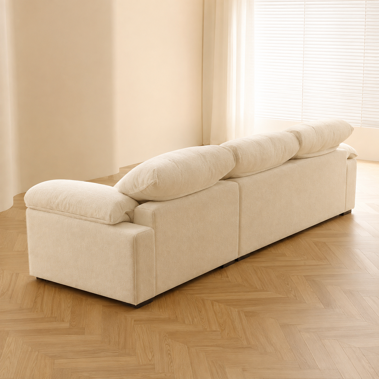 Detailansicht der Polsterung des Sofas Cremefarbene Wolke