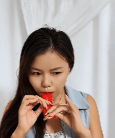 Honeycam 2025-10-15 17-00-36.gif