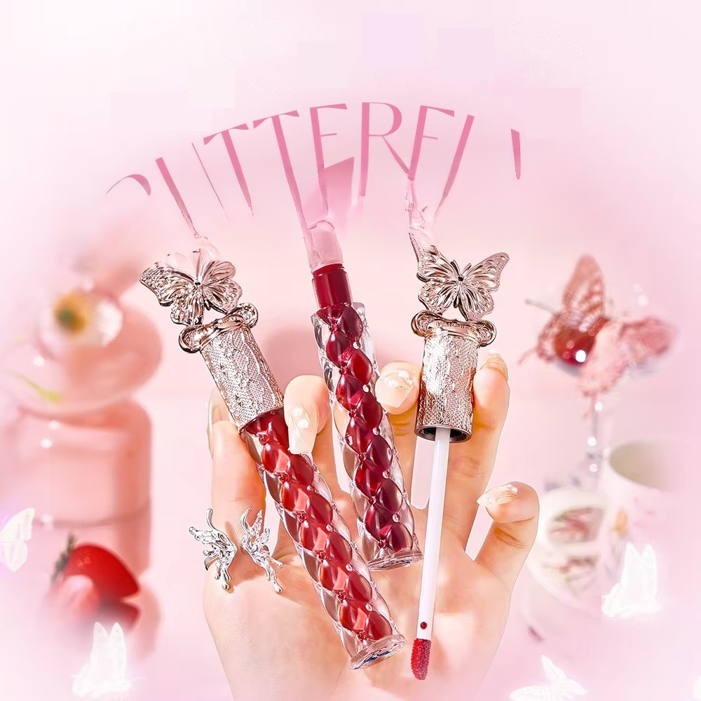 Maquillaje de labios de belleza femenina