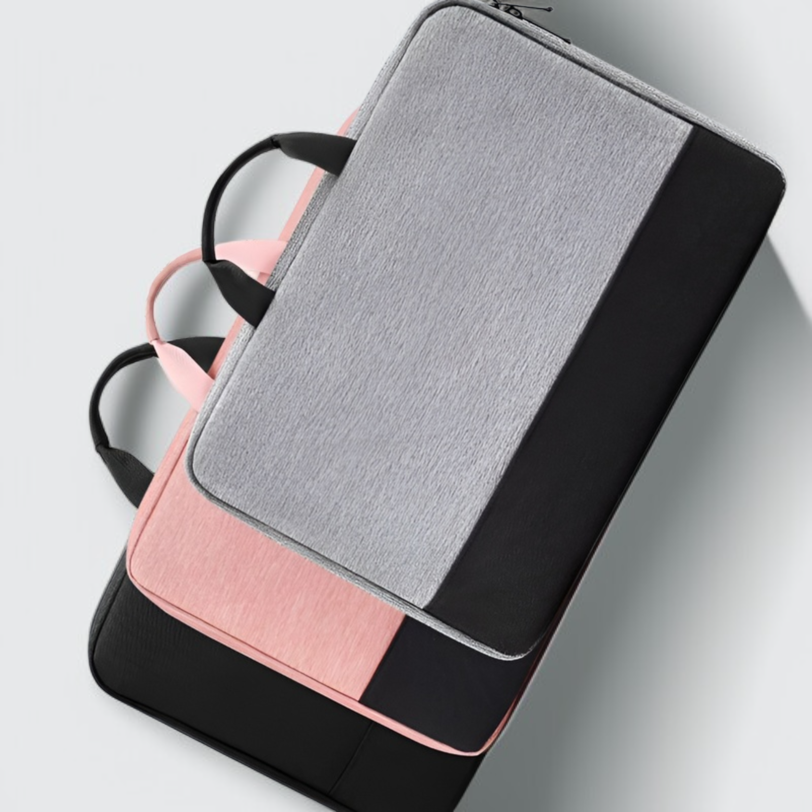 고가의 심플한 컴퓨터 가방