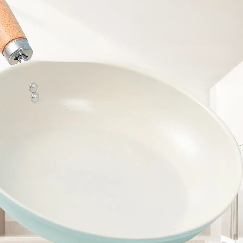 Multifunctional non-stick pan