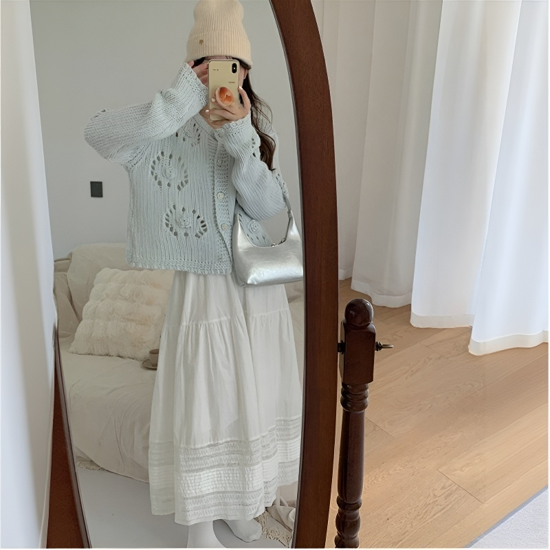 韓国風秋の三色ショートラウンドニット女性無地カーディガンコート