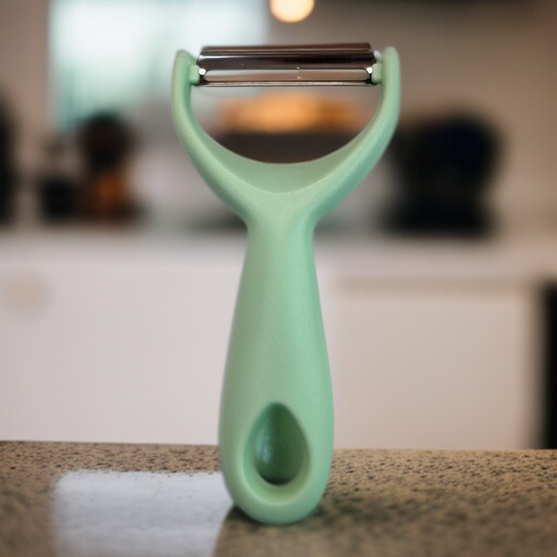 Ein praktischer Sparschäler für die Küche