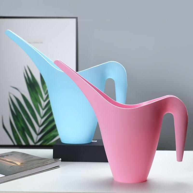 家庭用長い注ぎ口の植物用水差し