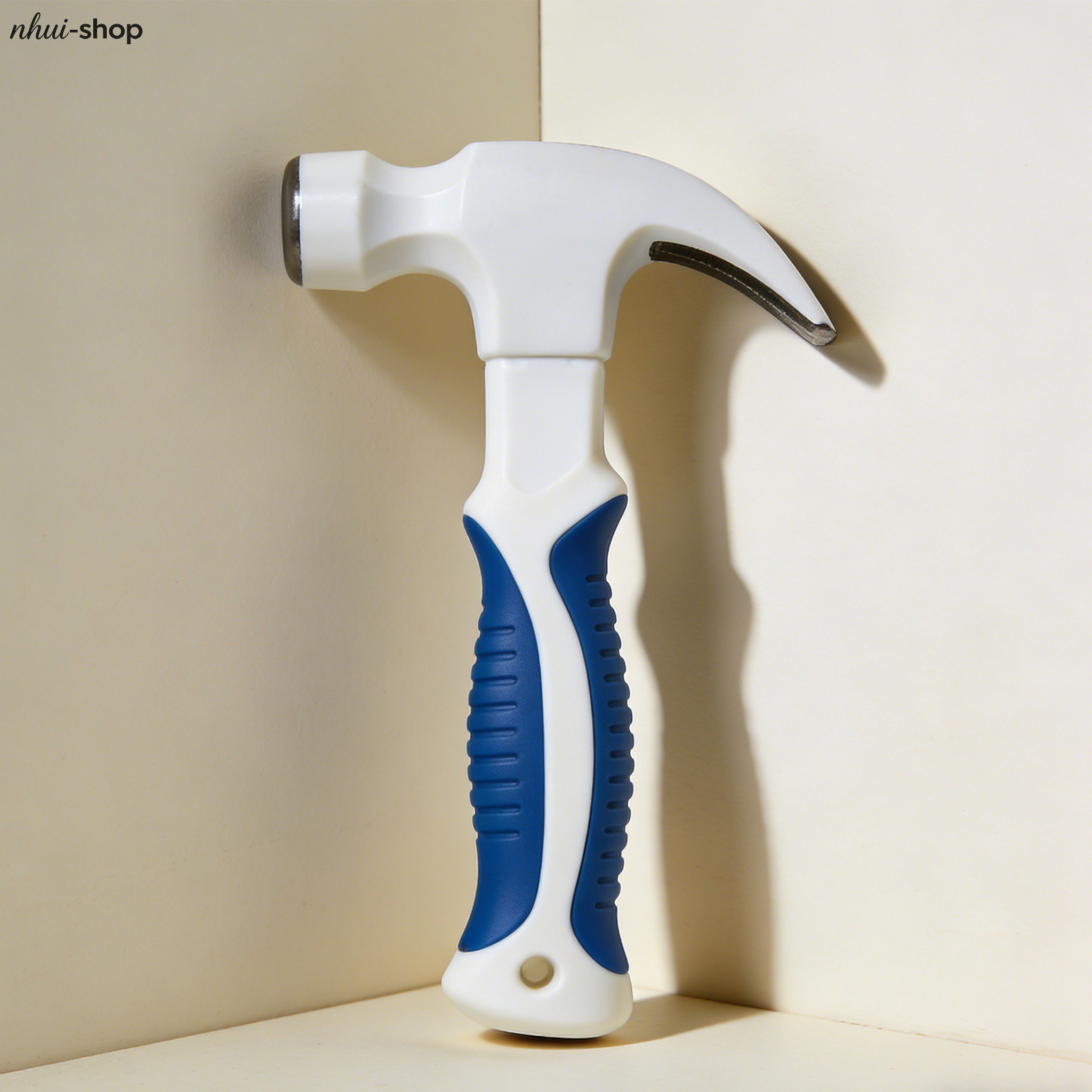 羊角錘拆釘功能特寫