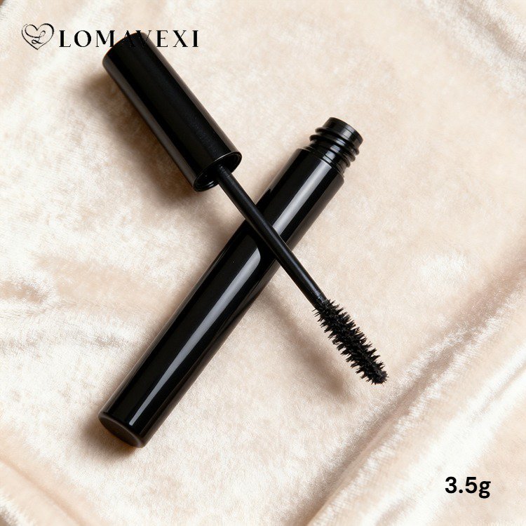 ขนตาหนายาวด้วยมาสคาร่ากันน้ำ